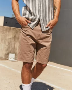 Deflect Walk Shorts